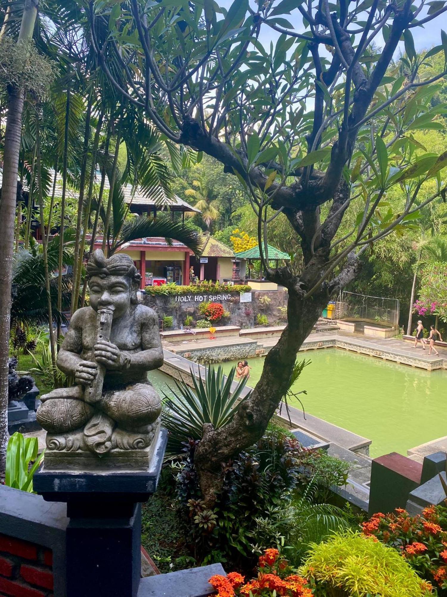 Kaia Lovina Guest House Dış mekan fotoğraf
