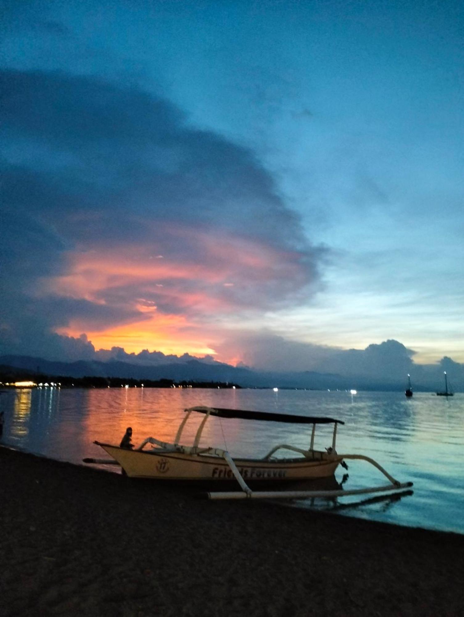 Kaia Lovina Guest House Dış mekan fotoğraf